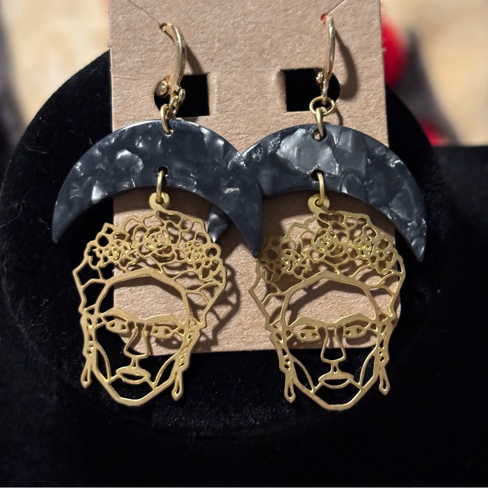 Frida Kahlo Diecut Earrings with Black Resin Crescent Moon Accent - Gold Closure